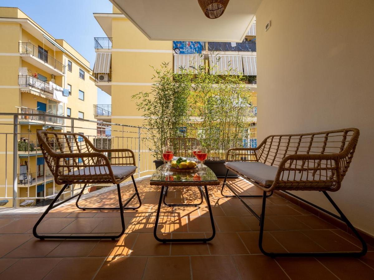Surya House - Elegant Apartment In Sorrento Eksteriør billede