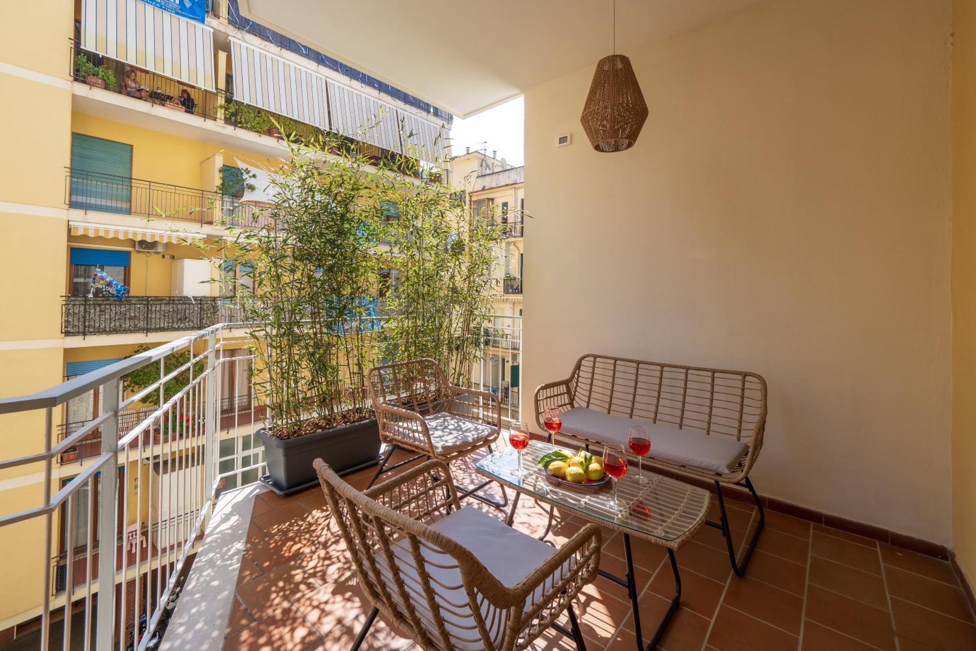 Surya House - Elegant Apartment In Sorrento Eksteriør billede